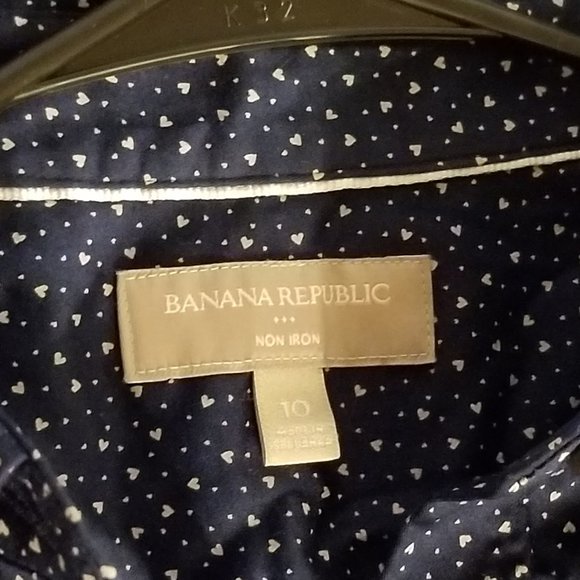 Banana Republic Tops - Heart Covered Blouse